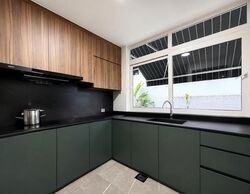 Palm Grove Regency (D19), Terrace #615557481